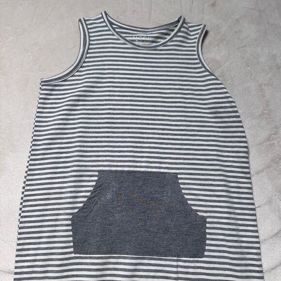 Moon + Beck 3/4T Sleeveless Kangaroos Pocket Romper New Gray/White Striped - Picture 2 of 9